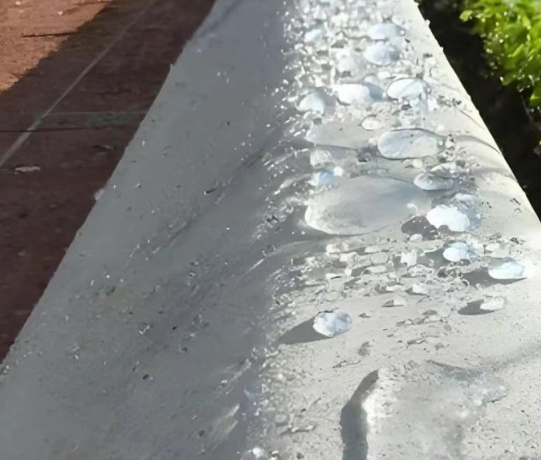 新安硅烷浸渍涂料在混凝土保护中的应用