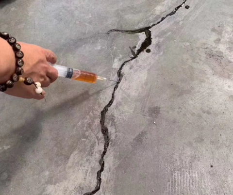 新安混凝土裂缝修补技术详解​